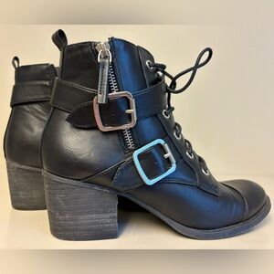 Madden Girl Black Combat Moto Boots Faux Leather Chunky Heel women's size 8